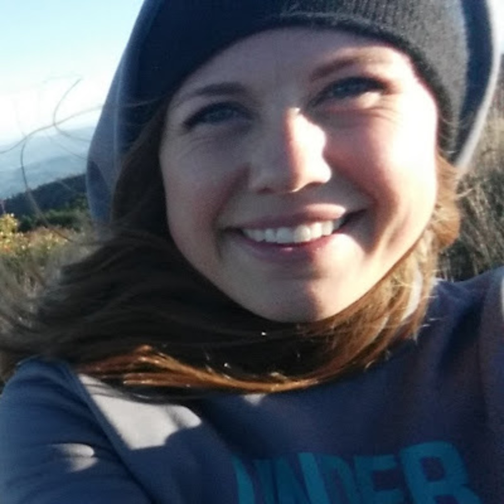 Meet your Posher, Carolyn